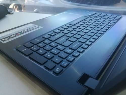 MAJOR PERFORMING i7*ACER ASPIRE e15 E5*LATEST 6TH GEN i7*1000GB/128gb SSD*8GB DDR4 RAM*HD*